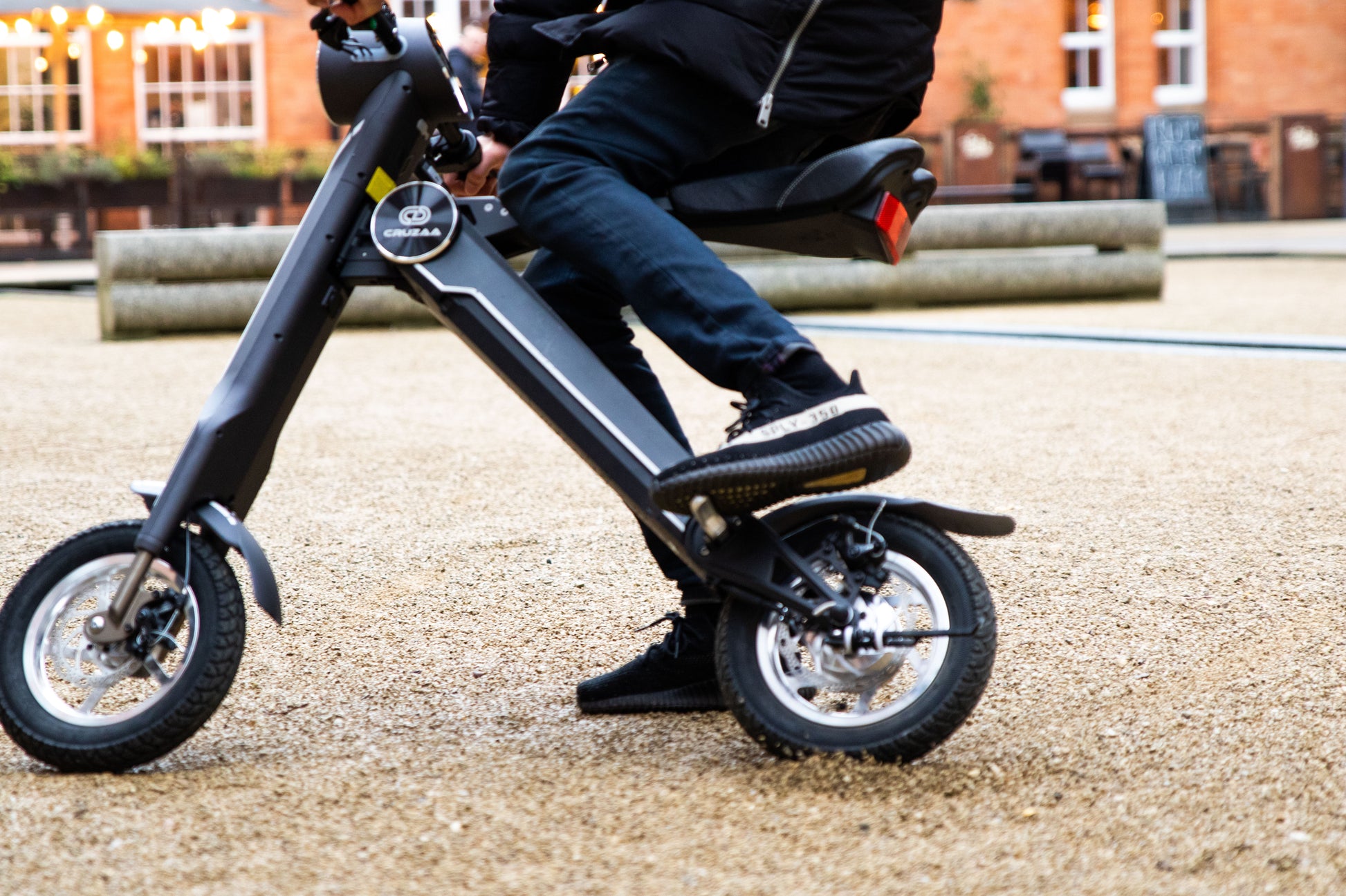 Cruzaa scooter pro limited Edition Magno green